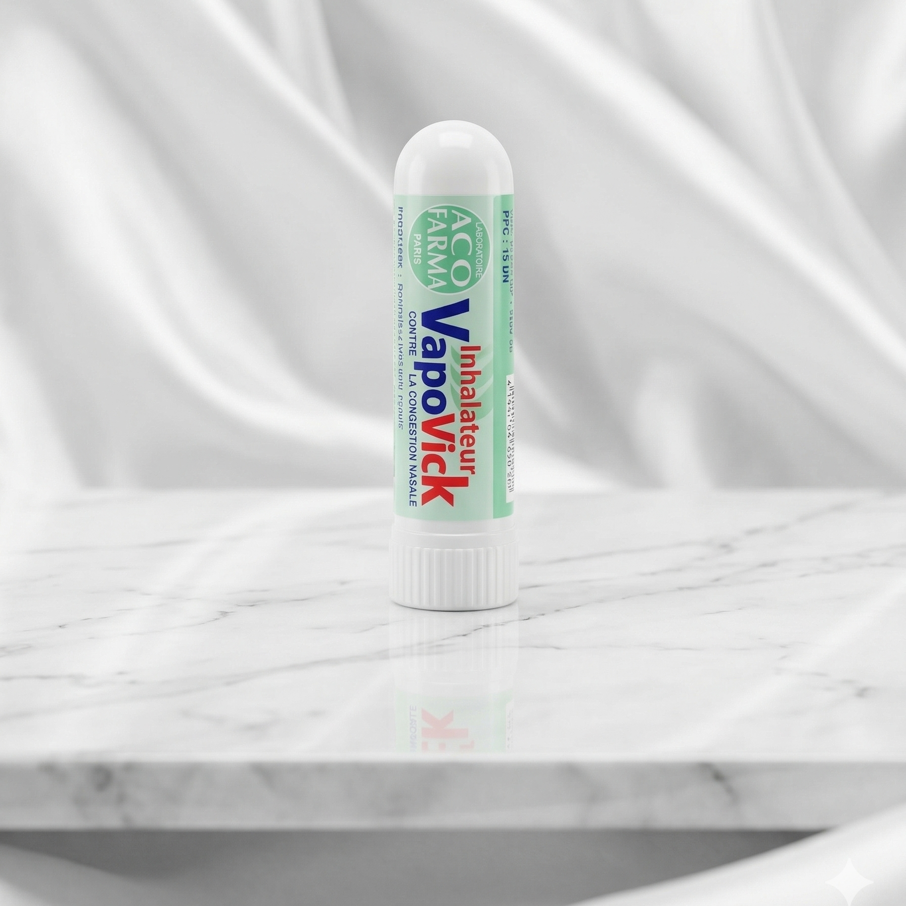 VapoVick جهاز استنشاق أنفي - أوكالبتوس ومنثول